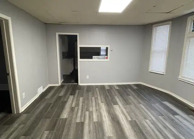 Property at 119 Winnipeg Ave W Unit 1, St Paul, MN, 55117, 3 beds, 1 bath, [object Object]