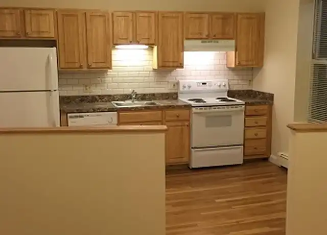 Property at 122 Berkshire St Unit 5(3B), Cambridge, MA, 02141, 3 beds, 1 bath, [object Object]