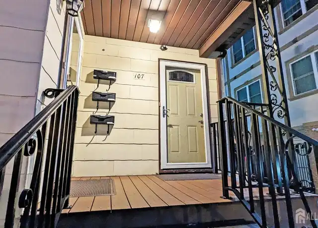 Property at 107 Madison Ave Unit 3-3, Dunellen, NJ, 08812, 3 beds, 1 bath, [object Object]