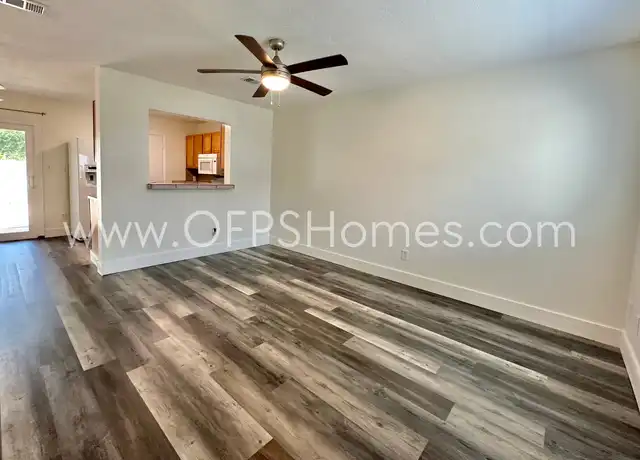 Property at 710 Legion Dr, Destin, FL, 32541, 2 beds, 1 bath, [object Object]