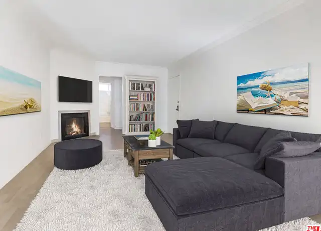 Property at 1538 11th St Unit 3, Santa Monica, CA, 90401, 2 beds, 2 baths, [object Object]