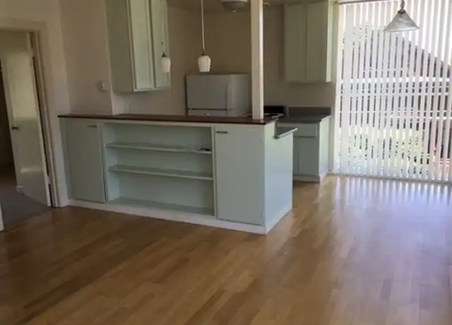 Property at 2801 College Ave Unit 5, Berkeley, CA, 94705, 1 bed, 1 bath, [object Object]