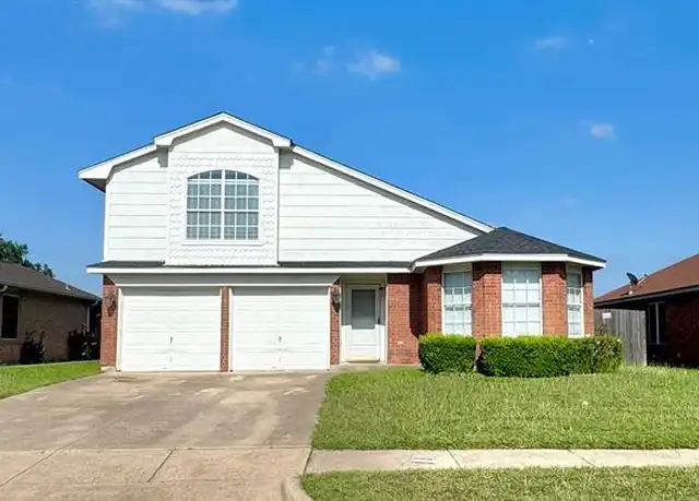 Property at 2711 Martsy Ct, Arlington, TX, 76014, 4 beds, 3 baths, [object Object]