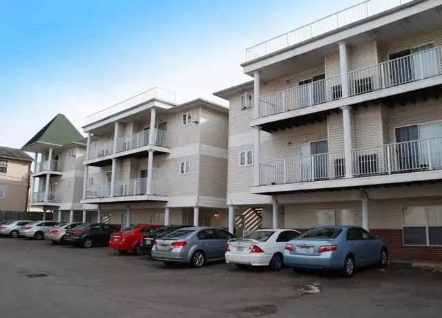 Property at 620 15th St Unit 20, Huntington, WV, 25701, 2 beds, 1 bath, [object Object]