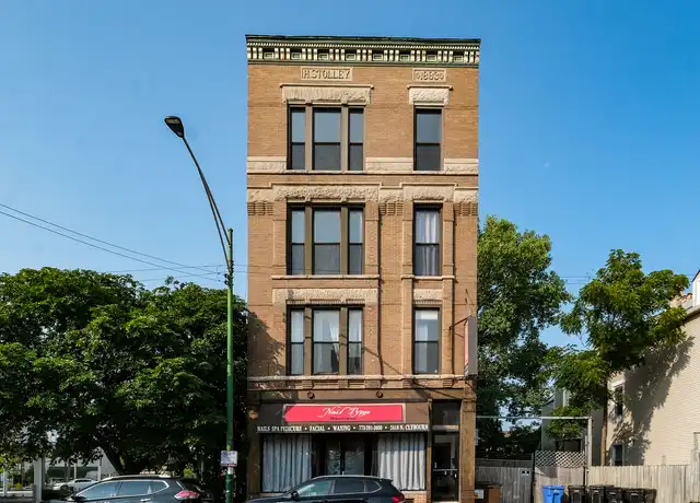 Property at 2418 N Clybourn Ave Unit 2F, Chicago, IL, 60614, 2 beds, 1 bath, [object Object]