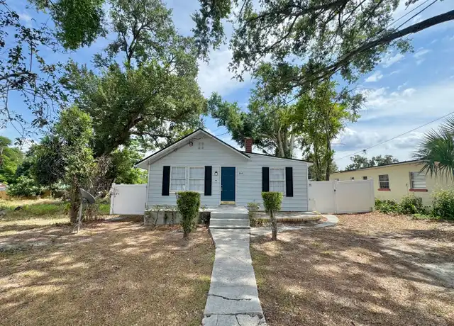 Property at 248 Avenue L NE, Winter Haven, FL, 33881, 2 beds, 1 bath, [object Object]
