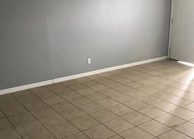 Property at 3333 Pioneer Ave SE Unit 3333-03, Cedar Rapids, IA, 52403, 2 beds, 1 bath, [object Object]