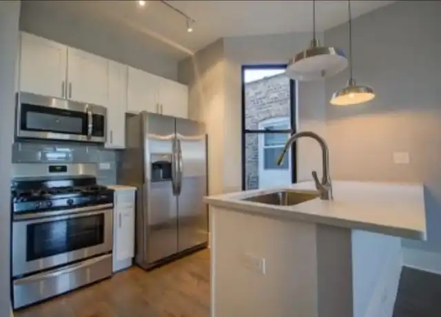 Property at 1722 W 21st St, Chicago, IL, 60608, 2 beds, 1 bath, [object Object]