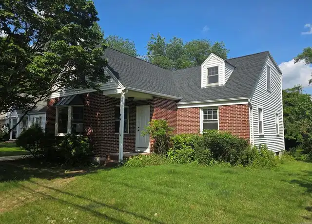 Property at 114 Brookside Ave, Cresskill, NJ, 07626, 4 beds, 2 baths, [object Object]