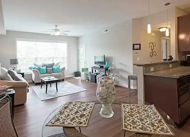 Property at North Point Apartments - 6441 Archcrest Dr, Hollins, VA, 24019, 1-2 bed, 1-2 bath, [object Object]