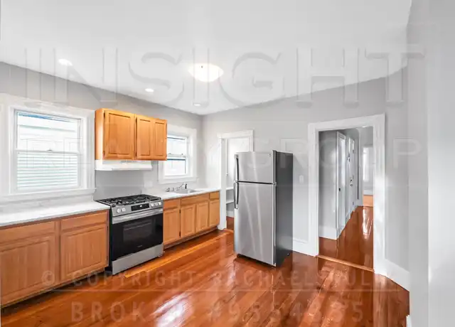Property at 14 Arcola St Unit 3, Jamaica Plain, MA, 02130, 2 beds, 1 bath, [object Object]