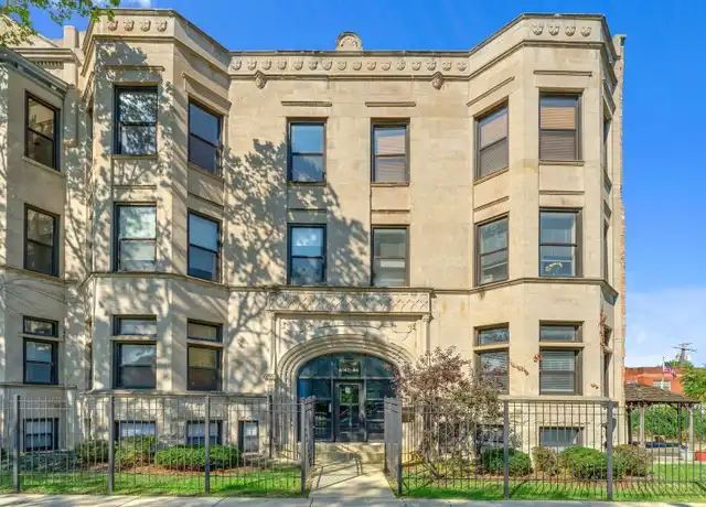 Property at 4144 S King Dr Unit 11M, Chicago, IL, 60653, 3 beds, 2 baths, [object Object]