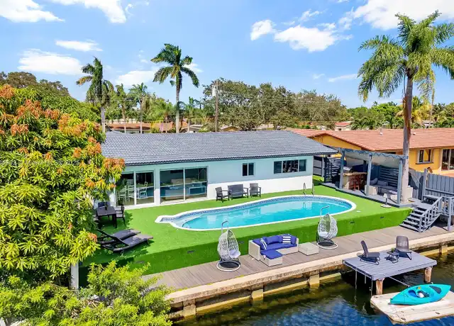 Property at 2828 Cleveland St, Hollywood, FL, 33020, 5 beds, 3 baths, [object Object]