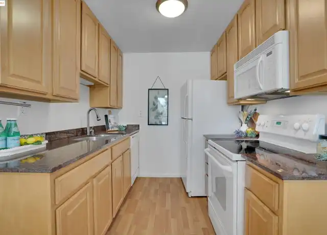 Property at 150 Sharene Ln #211, Walnut Creek, CA, 94596, 1 bed, 1 bath, [object Object]