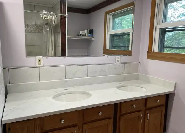 Property at 78 Pepperell Rd, Brookline, NH, 03033, 3 beds, 1 bath, [object Object]