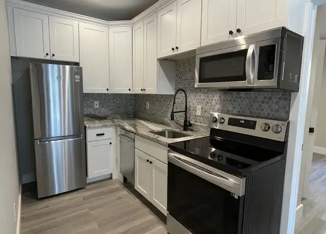 Property at 3 Powers Dr, Asheville, NC, 28806, 1 bed, 1 bath, [object Object]