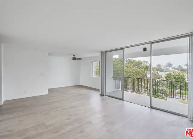 Property at 305 San Vicente Blvd #301, Santa Monica, CA, 90402, 2 beds, 2 baths, [object Object]