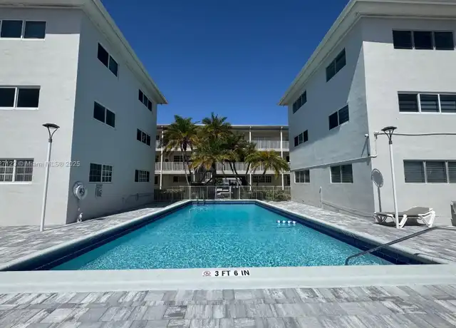 Property at 462 Golden Isles Dr #308, Hallandale Beach, FL, 33009, 1 bed, 1 bath, [object Object]
