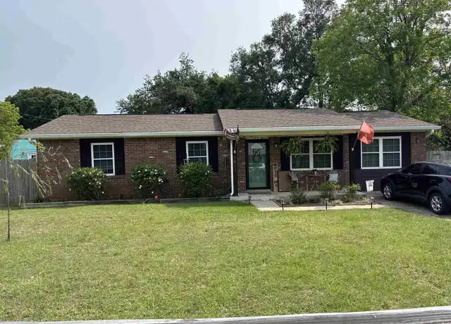 Property at 5811 Perkins St, Pensacola, FL, 32526, 3 beds, 2 baths, [object Object]
