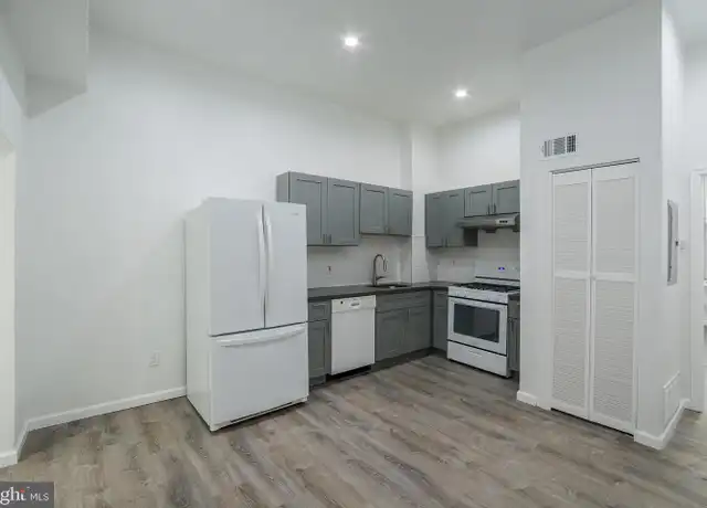 Property at 1726 Pine St Unit 1F, Philadelphia, PA, 19103, 1 bed, 1 bath, [object Object]