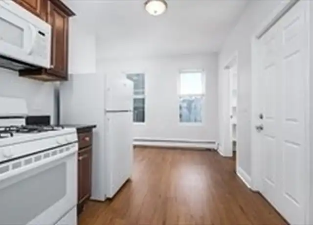 Property at 196 Main St Unit 2L, Everett, MA, 02149, 2 beds, 1 bath, [object Object]