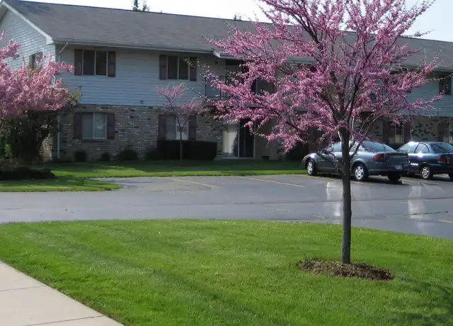 Property at 1406 91st St Unit 9026/111, Kenosha, WI, 53143, 2 beds, 1 bath, [object Object]