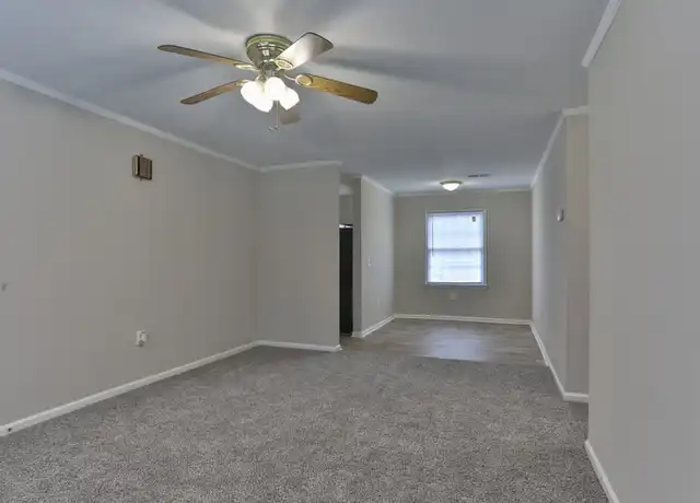 Property at 807 College Ave, Clemson, SC, 29631, 2 beds, 1 bath, [object Object]