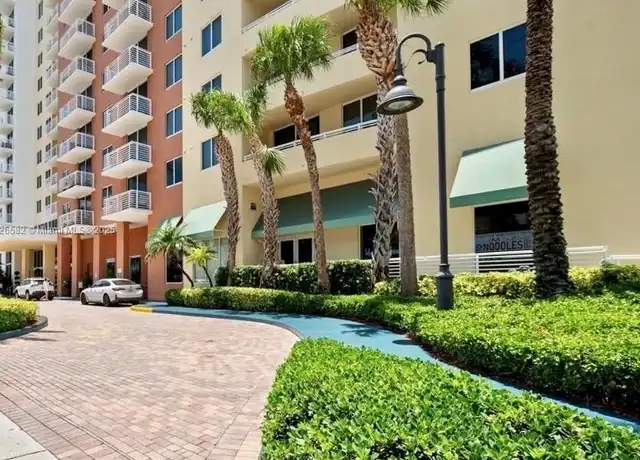 Property at 18800 NE 29th Ave #627, Miami, FL, 33180, 2 beds, 2 baths, [object Object]
