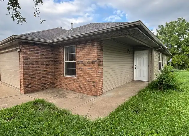 Property at 3849 S Timbercreek Ave, Springfield, MO, 65807, 3 beds, 2 baths, [object Object]