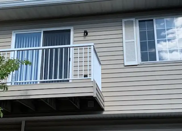 Property at 1613 County Road D E Unit C, Saint Paul, MN, 55109, 2 beds, 2 baths, [object Object]