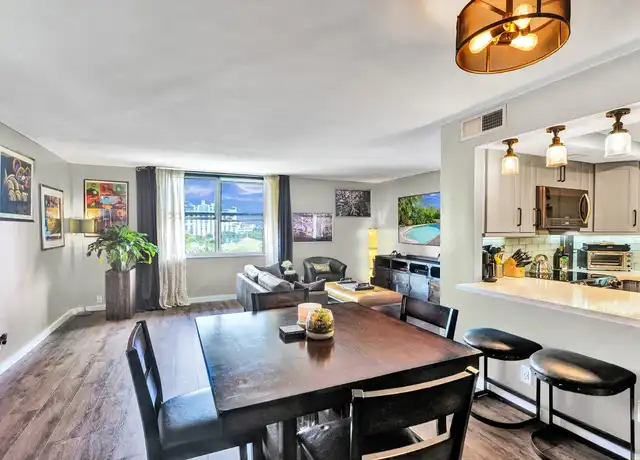 Property at 1050 SE 15th St #604, Fort Lauderdale, FL, 33316, 1 bed, 1 bath, [object Object]