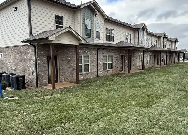 Property at 202 Plano Rd, Bowling Green, KY, 42104, 2 beds, 2 baths, [object Object]