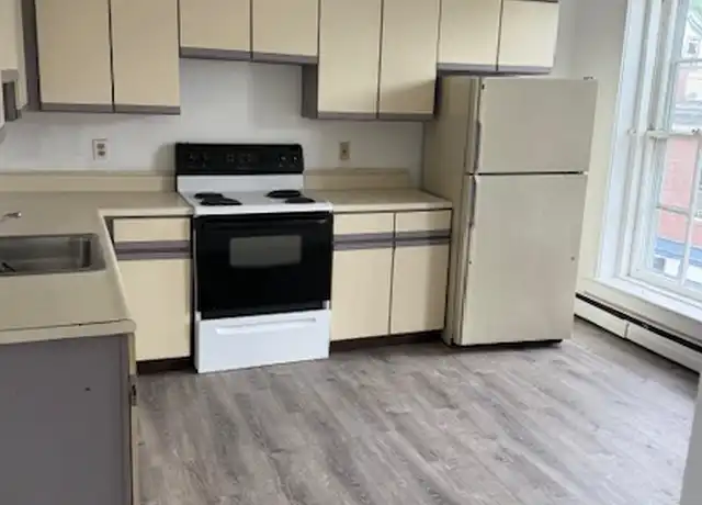 Property at 12-14 E Main St Unit 4, Orange, MA, 01364, 2 beds, 1 bath, [object Object]