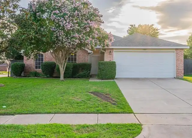 Property at 3307 Syracuse Dr, Corinth, TX, 76210, 4 beds, 2 baths, [object Object]