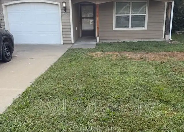 Property at 2702 SE Taurus Ct, Topeka, KS, 66605, 3 beds, 2 baths, [object Object]