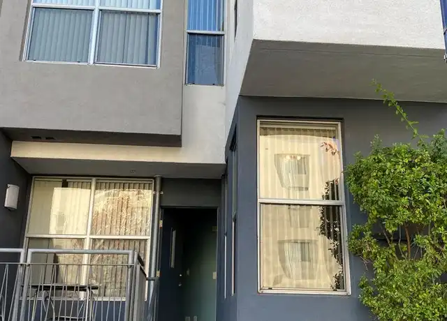 Property at 101 Market St, San Diego, CA, 92101, 2 beds, 2.5 baths, [object Object]