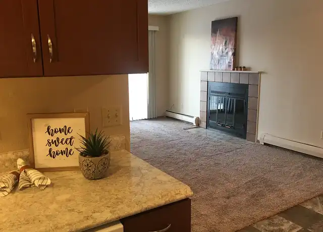 Property at Kirkwood Manor Apartments - 140 E Indiana Ave, Bismarck, ND, 58504, 2 beds, 1 bath, [object Object]