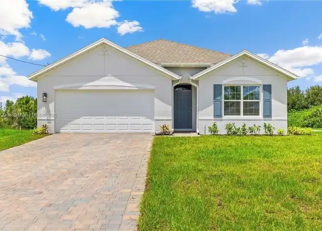 Property at 3015 Birwood Cir, Labelle, FL, 33935, 4 beds, 2 baths, [object Object]