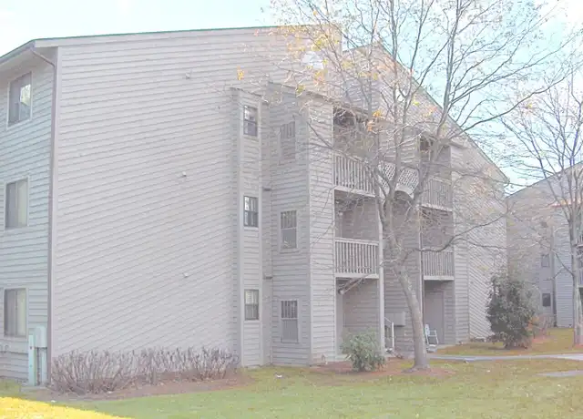 Property at 1402 University City Blvd, Blacksburg, VA, 24060, 1 bed, 1 bath, [object Object]
