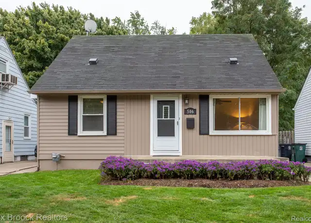 Property at 506 Amelia Ave, Royal Oak, MI, 48073, 3 beds, 1 bath, [object Object]