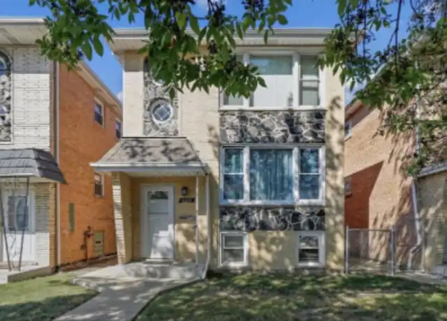 Property at 6220 S Narragansett Ave, Chicago, IL, 60638, 2 beds, 1 bath, [object Object]