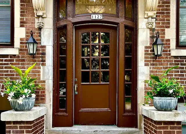 Property at The Shoreham Apartments - 1127 N Cass St, Milwaukee, WI, 53202, 2 beds, 1 bath, [object Object]