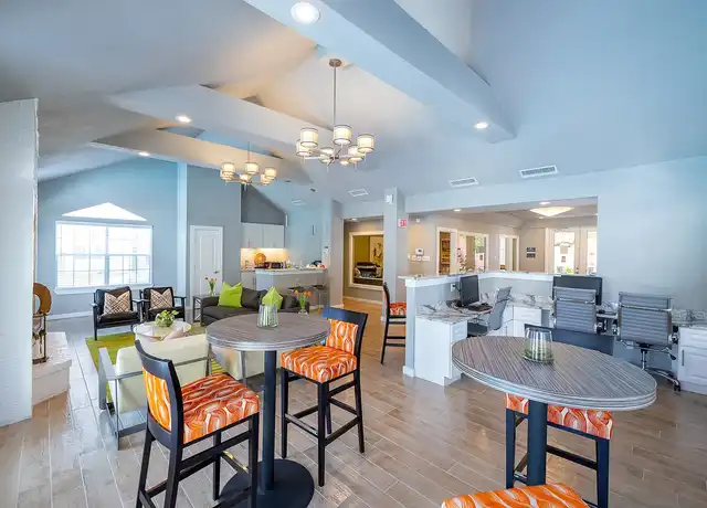 Property at City Crest Apartments - 4900 Usaa Blvd, San Antonio, TX, 78240, 1 bed, 1 bath, [object Object]