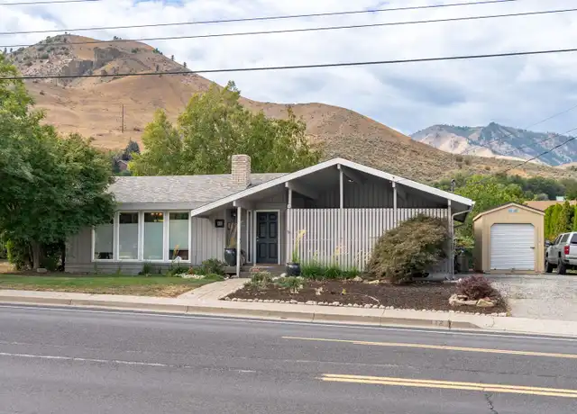 Property at 12 N Western Ave, Wenatchee, WA, 98801, 3 beds, 1.5 baths, [object Object]