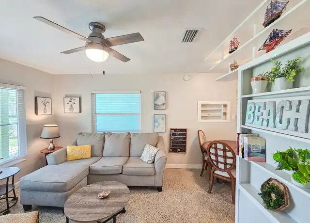 Property at 6647 Hibiscus Ave S, South Pasadena, FL, 33707, 2 beds, 1 bath, [object Object]