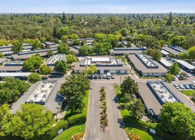 Photo of 6546 Auburn Blvd, Citrus Heights, CA 95621
