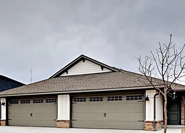 Property at 11518 Keystone Cir, Oklahoma City, OK, 73114, 2 beds, 2 baths, [object Object]