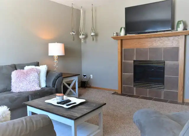 Property at 3225 35th Ave S Unit 3420, Fargo, ND, 58104, 3 beds, 1.5 baths, [object Object]