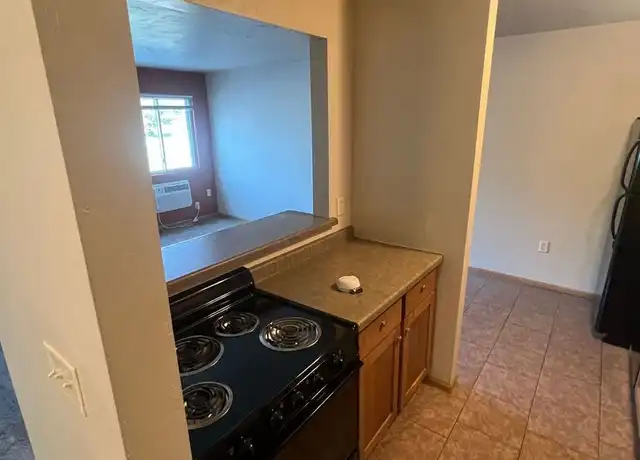 Property at 1629 Rainbow Dr Unit 1629-5, Oshkosh, WI, 54902, 1 bed, 1 bath, [object Object]