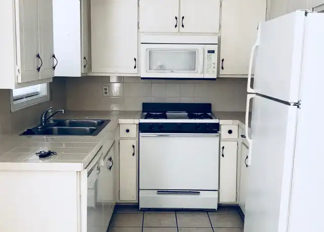 Property at 6060 Warm Springs Ct Unit A, Columbus, GA, 31909, 2 beds, 1 bath, [object Object]